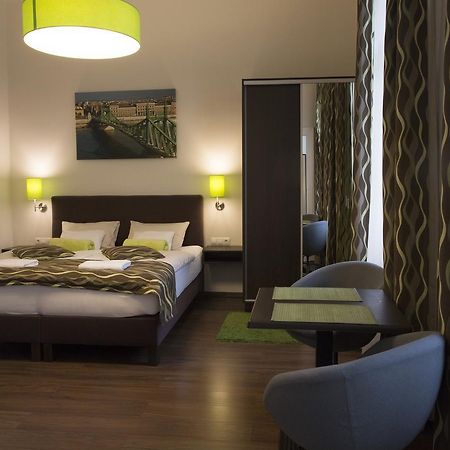 Walton Prime Apartment Budapest Luaran gambar