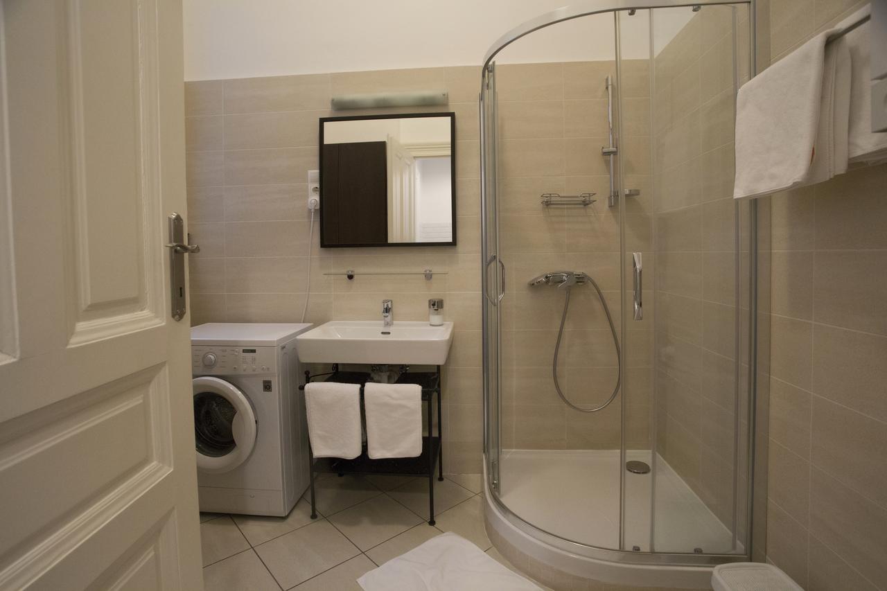 Walton Prime Apartment Budapest Luaran gambar